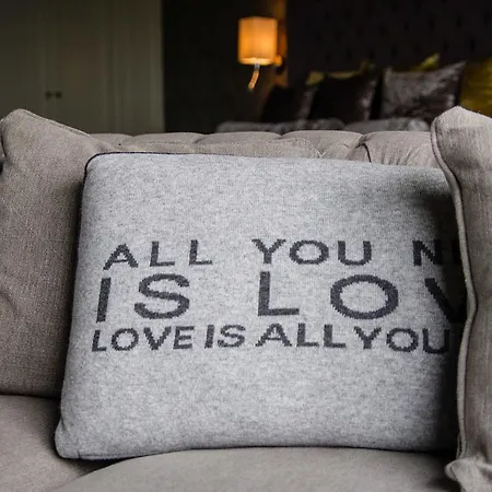 Glendower Bw Signature Collection Hotel